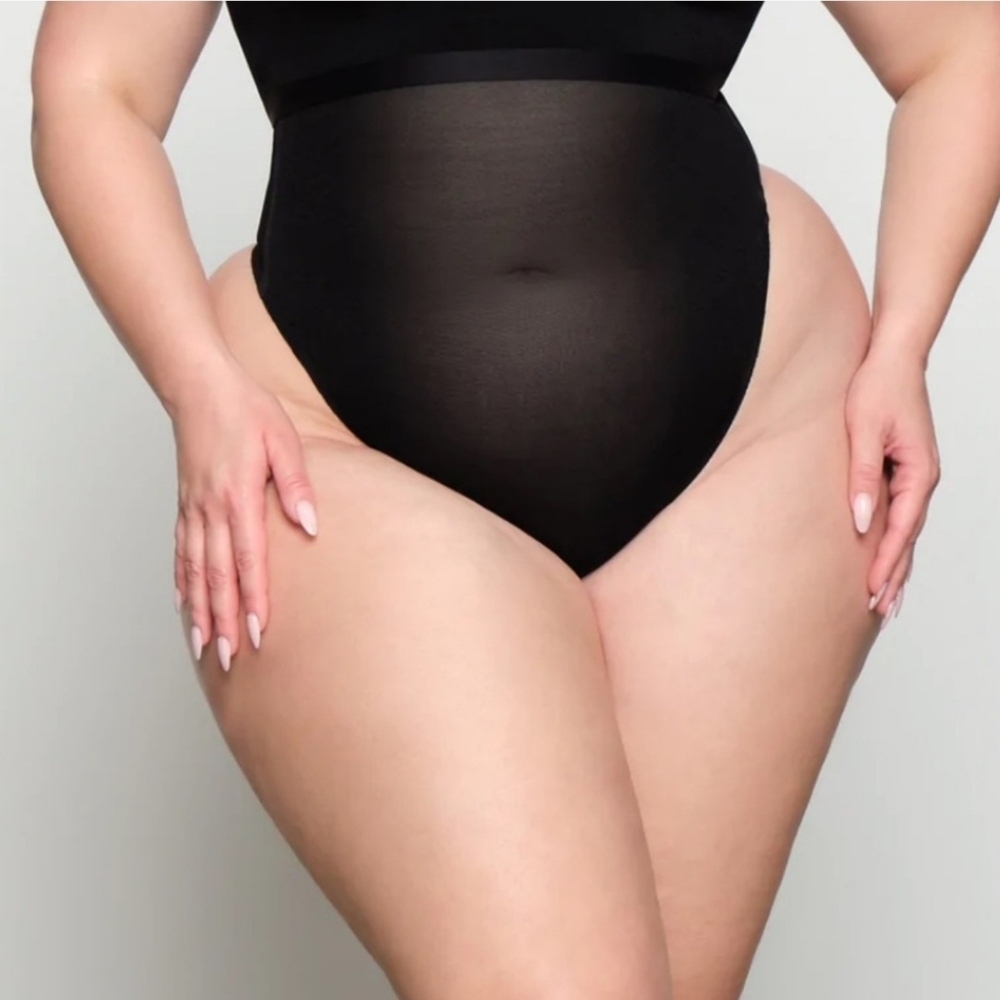 🖤 SKIMS Sheer High Waisted Thong XS Onyx NWT - Picture 3 of 3
